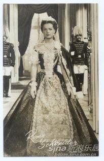 罗密施耐德女儿的照片,美丽基因传承，演绎青春风采