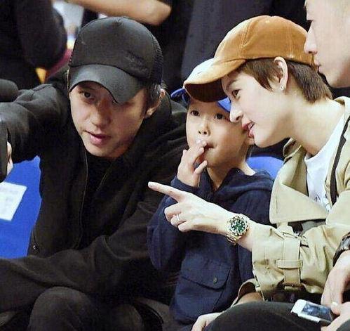 孙俪邓超孩子照片,萌娃照片萌化网友心